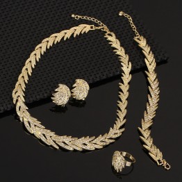 18K GOLD PLATED NECKLACE 